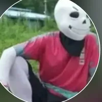 cyan sans