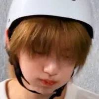 nào yêu được Hoàng thì đổi tên