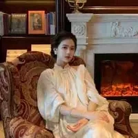 Trần Kiều Thư
Hanna