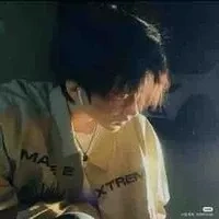 Bạch Văn Hoàng
alex