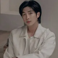 KIM NAMJOON( RM)