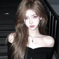 Linh Đan/Phản Diện/Chị Đại