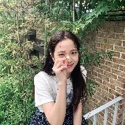 KIM JISOO