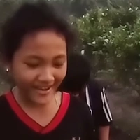 nát nát (lag lag cô nương)
