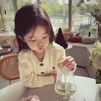 Chu Mộc Hạ lúc bé