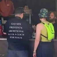 con khỉ trên mây