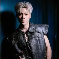 Nguyễn hoàng Bách(jeyb)