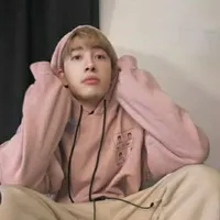 Trần Phong Hào ( Nicky)