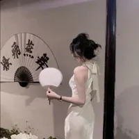 Trần Minh Hương (moẹ cô)