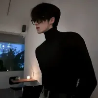 Yu Hyunsik - Anh Chị