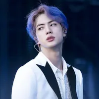 Kim Seok Jin ( mẹ cô)