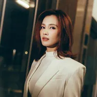 Ái Phương( ba cô)