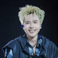 Quang Hùng