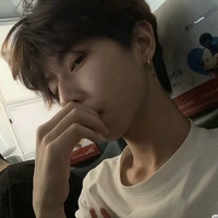 Lục Khiêm Gia Bảo