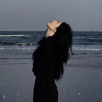 Trần Thảo Linh - cô