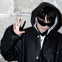 Lại là tác giả nè