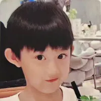 Trần Dịch Hằng _hồi nhỏ