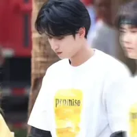 Nghiêm Hạo Tường