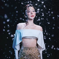 Nguyễn Khoa Tóc Tiên 