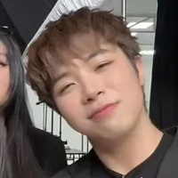 Nguyễn Xuân Bách { Mason }