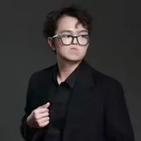 V.Hiếu