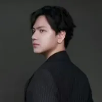 P.Hoàng