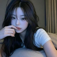 Hà Mẫn Nhi(bạn thân n9)