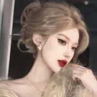 Elisé Laurent ( Hứa Tri Tình )