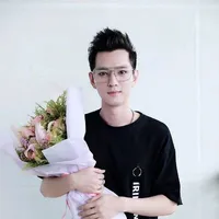 Tác giả umê Grunt