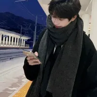 Nguyễn Hoàng Ma Kết/@capri_ket