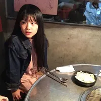 Nguyễn Yến Trang ( hồi bé )