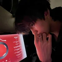 Tạ Cảnh Thâm(nam9)