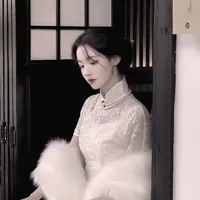 mẹ cô