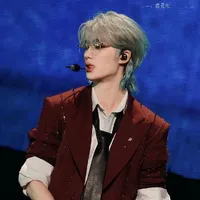 Đinh Trình Hâm-Anh²