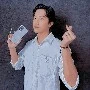 Cris Phan ( Bạn thân Khánh )