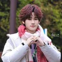 @Alex đang đu idol