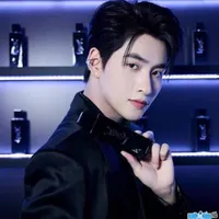 Huỳnh Hoàng Hùng(hùng huỳnh)