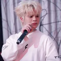 Quang Khải (Tác Giả)