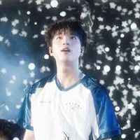 Trần Minh Hiếu『𝑯𝒊𝒆𝒖𝑻𝒉𝒖𝑯𝒂𝒊』⁹⁹