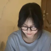 ᴄʜɪ ɴɢᴜʏᴇ̂ɴ ᴠᴀ̂ɴ°96( trợ lý)