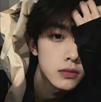 Phan Đình Quốc Vinh - q.vinhh