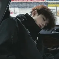 Bạch Hoàng Minh•bạn na9