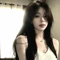 cô Trúc anh(cô dạy võ)