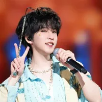 Hạ Tuấn Lâm