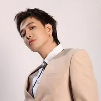 Lou Hoàng