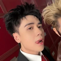 Lê Quang Hùng(cậu hai)