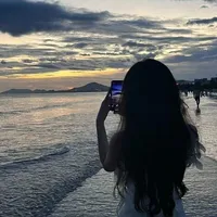 mẹ em