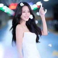 Giang Ngữ Thần (cô)