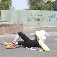707