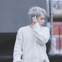 Lê Quang Hùng-Phone